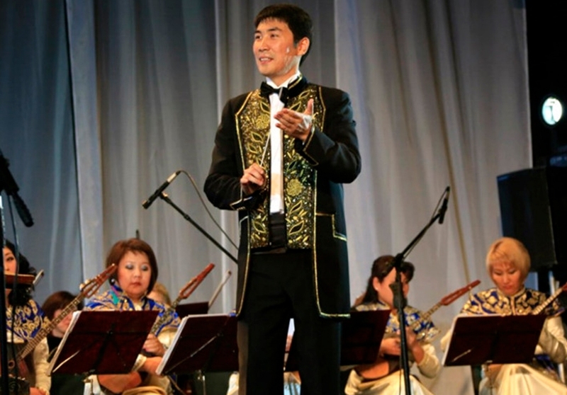 Национальный оркестр Калмыкии открывает 33-й концертный сезон 