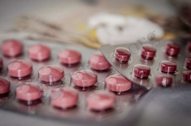 В Калмыкии прокуратура требует восстановления прав местной жительницы на бесплатные лекарства