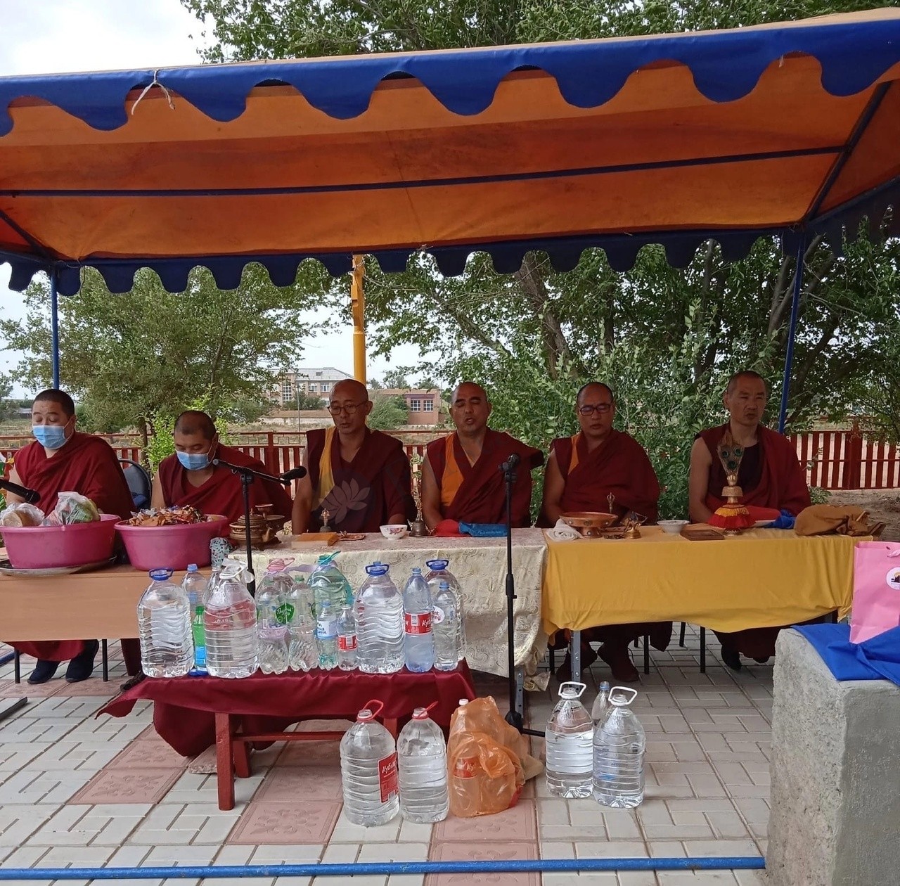 В поселке Улан Хол отметили 20-летие местного хурула