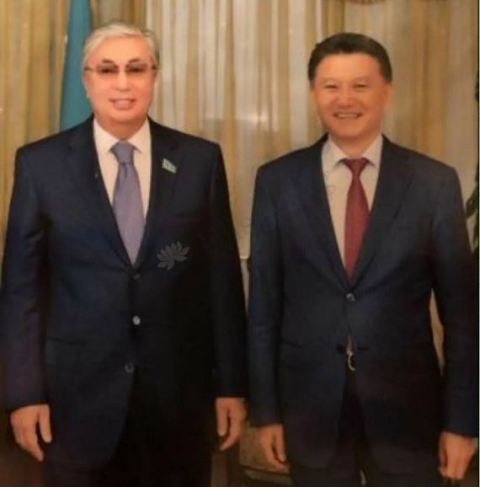 Кирсан Илюмжинов поздравил президента Казахстана с юбилеем