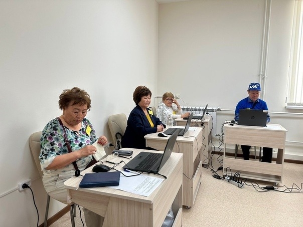 В Калмыкии подвели итоги компьютерного многоборья среди пенсионеров