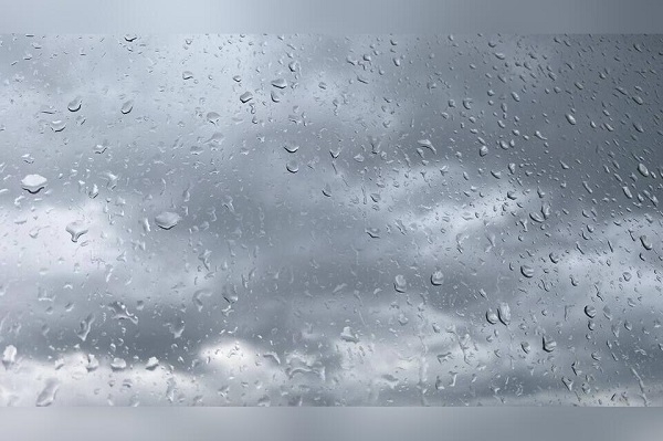 В Калмыкии сильные дожди продлятся до конца 17 ноября