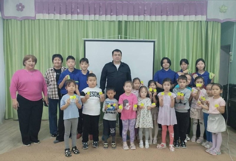 В Калмыкии проводят акцию «Засветись»