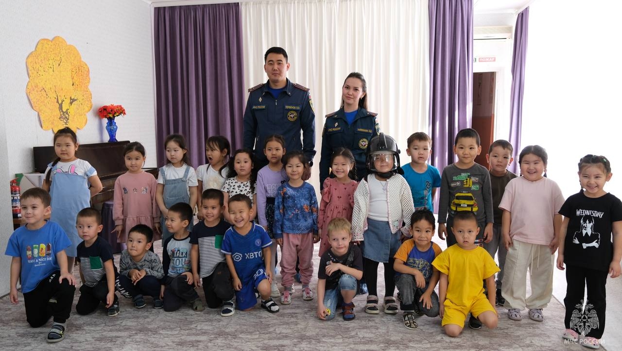 Дошколятам Элисты рассказали о пожарной безопасности