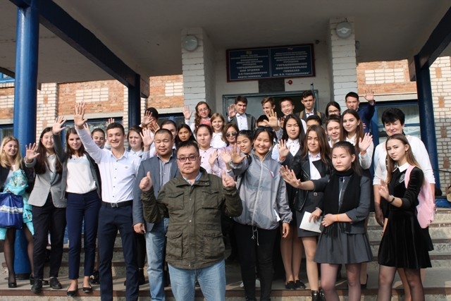Активисты молодежки ОНФ встретились со школьниками