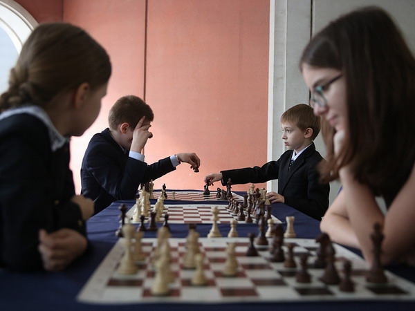 Шахматы стали обязательным предметом в школах Югры