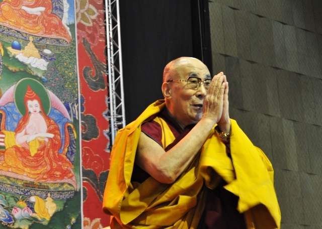 Далай-лама дарует в Индии Учения для буддистов России