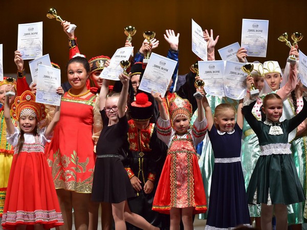 Юные элистинцы стали призерами фестиваля в Питере