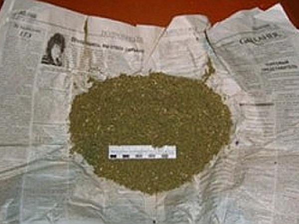 Полицейскими задержана женщина за сбыт марихуаны 