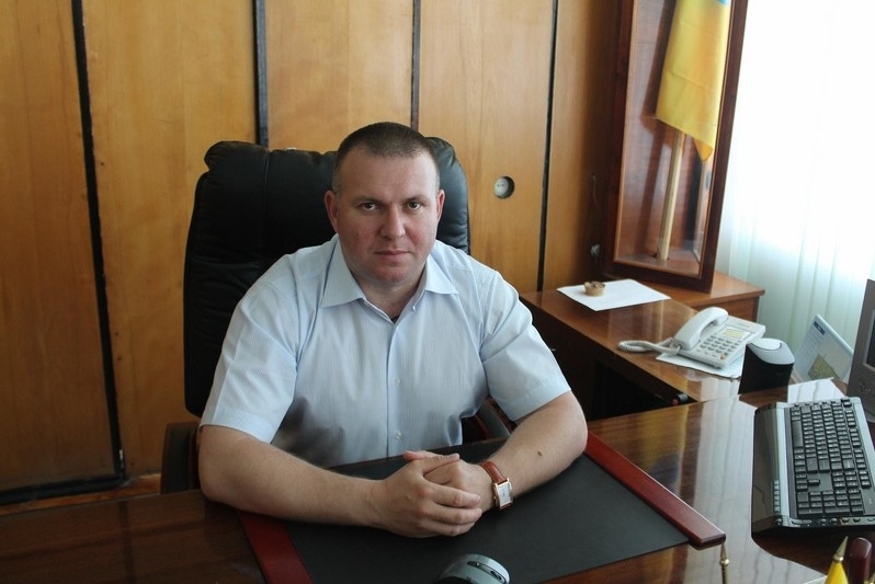 Глава Яшалтинского района освобожден от должности