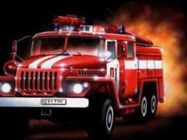 В Элисте в результате пожара сгорели «ГАЗель» и гараж