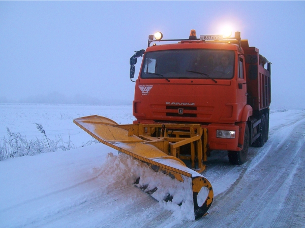 Дорожники готовы к уборке трасс в Калмыкии от снега