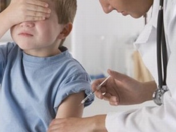 В Кетченерах выявили нарушения при вакцинации детей